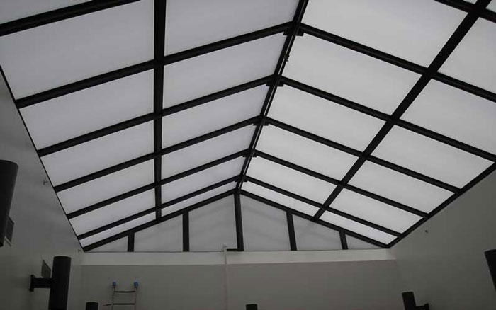 طراحی پوشش سقف حیاط خلوت