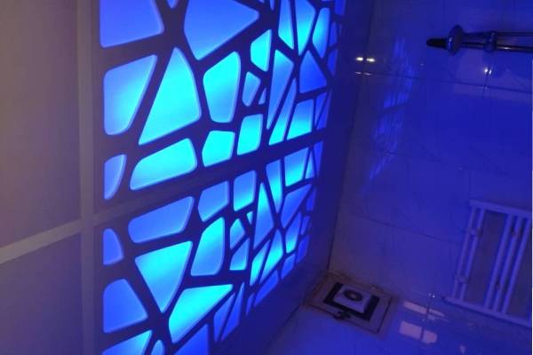 سقف کاذب آبی رنگ